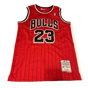 Men’s Vintage Mitchell and Ness Michael Jordan Chicago Bulls Jersey